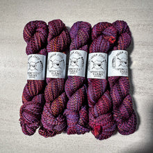 Load image into Gallery viewer, yarn hanks
