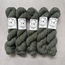 Load image into Gallery viewer, yarn hanks