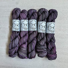 Load image into Gallery viewer, yarn hanks