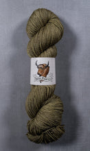 Load image into Gallery viewer, yarn hank