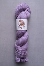 Load image into Gallery viewer, yarn hank