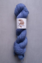 Load image into Gallery viewer, yarn hank