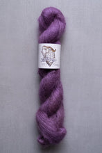 Load image into Gallery viewer, yarn hank