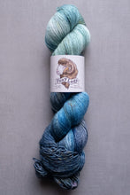 Load image into Gallery viewer, yarn hank