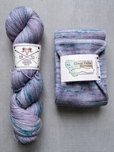 Load image into Gallery viewer, yarn hank