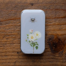 Load image into Gallery viewer, bumblebee and flower design