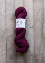 Load image into Gallery viewer, Spinsters Daughter Worsted