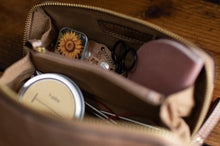 Load image into Gallery viewer, full knitting kit in bag