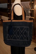Load image into Gallery viewer, Panache Totes and Wristlets