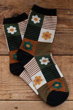 Load image into Gallery viewer, flower pattern socks