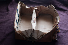 Load image into Gallery viewer, open leather bag