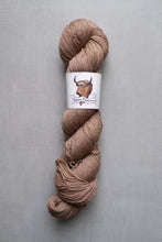 Load image into Gallery viewer, brown yarn hank