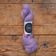 Load image into Gallery viewer, yarn hank