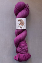 Load image into Gallery viewer, yarn hank