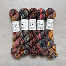 Load image into Gallery viewer, yarn hanks