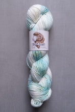 Load image into Gallery viewer, yarn hank