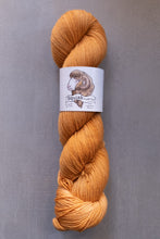 Load image into Gallery viewer, yarn hank