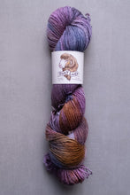Load image into Gallery viewer, yarn hank