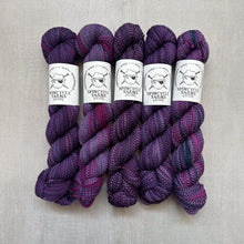 Load image into Gallery viewer, yarn hanks