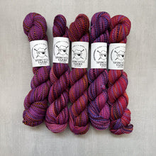 Load image into Gallery viewer, yarn hanks