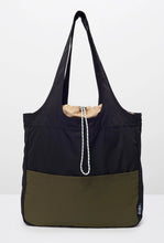 Load image into Gallery viewer, sand castle bag
