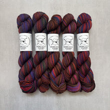 Load image into Gallery viewer, yarn hanks