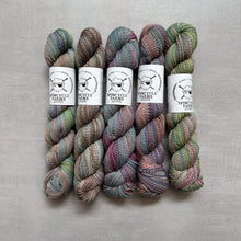 Load image into Gallery viewer, yarn hanks