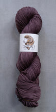 Load image into Gallery viewer, yarn hank