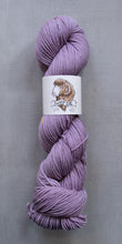 Load image into Gallery viewer, yarn hank