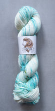 Load image into Gallery viewer, yarn hank