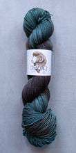 Load image into Gallery viewer, yarn hank