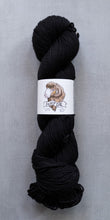 Load image into Gallery viewer, black yarn hank