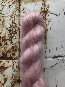Mighty Mo Speckles - The Farmer's Daughter Fibers - The Farmer's Daughter Fibers