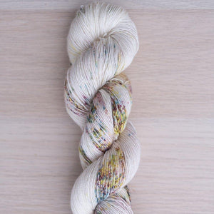 Foxy Lady Speckles - The Farmer's Daughter Fibers - The Farmer's Daughter Fibers