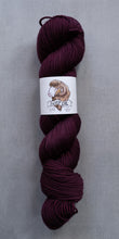 Load image into Gallery viewer, yarn hank