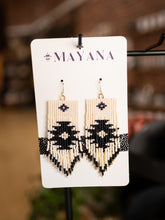 Load image into Gallery viewer, tribal fringe earrings