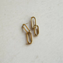 Load image into Gallery viewer, Gold chain-style earrings on a light gray background