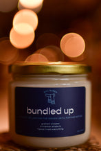 Load image into Gallery viewer, bundled up scented candle