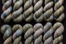 Load image into Gallery viewer, tri-color row of yarn hanks