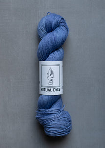 ritual dyes yarn hank