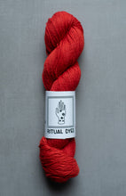 Load image into Gallery viewer, ritual dyes yarn hank