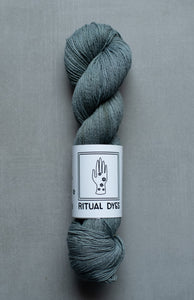 ritual dyes yarn hank