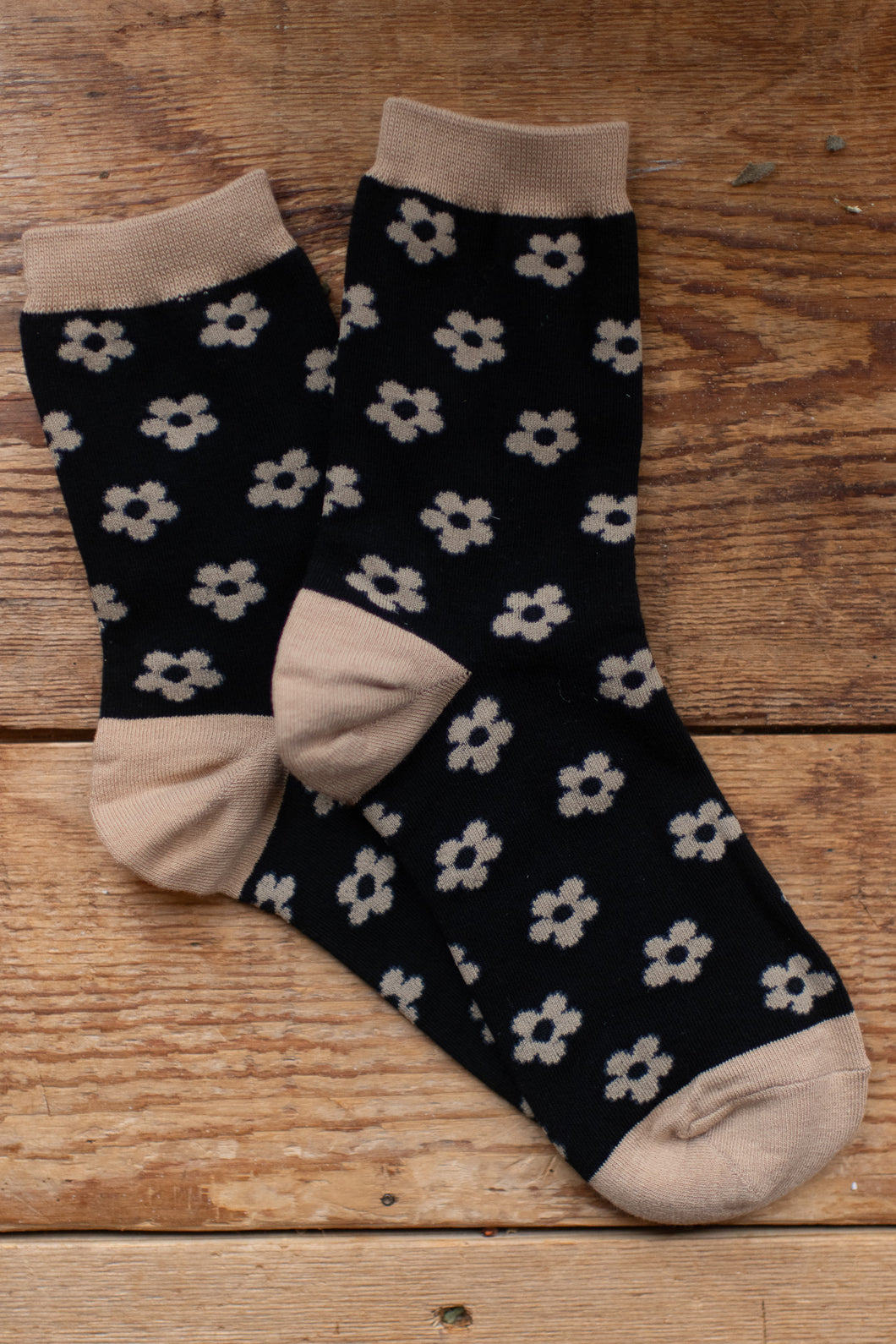 flower pattern socks