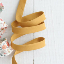 Load image into Gallery viewer, 1/2&quot; Double Fold Bias Binding - By the Yard - Bessie Pearl Binding Co
