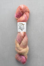 Load image into Gallery viewer, Mighty Mo Speckles - The Farmer's Daughter Fibers