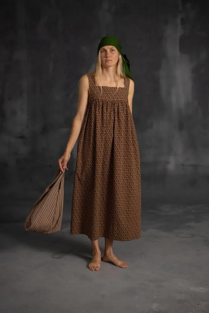 Merchant and Mills Sewing Pattern - The Honey Dress 6 - 18 Merchant and Mills Sewing Pattern - The Honey Dress 6 - 18