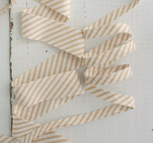 Load image into Gallery viewer, 1/2&quot; Double Fold Bias Binding - By the Yard - Bessie Pearl Binding Co