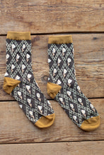 Load image into Gallery viewer, Lady June Socks