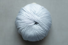 Load image into Gallery viewer, glacier yarn