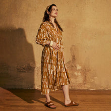 Load image into Gallery viewer, la robe chemise paper sewing pattern